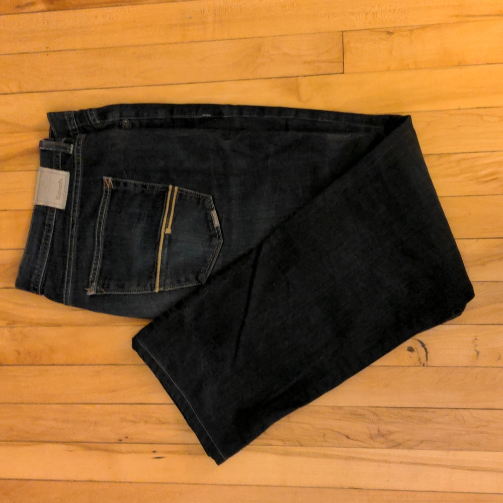 Men's Bench Jeans - Picture 3 of 3